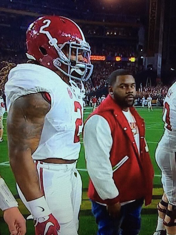 Derrick Henry Made 2009 Heisman Winner Mark Ingram Look Miniscule In