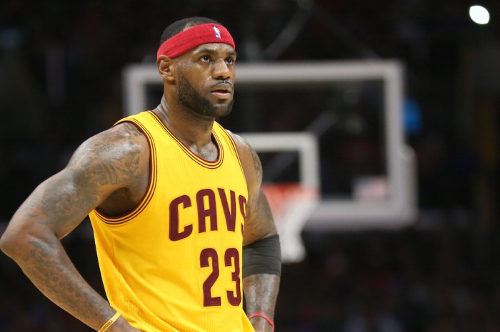 LeBron James to pressure Cleveland Cavaliers free-agent moves with this tactic