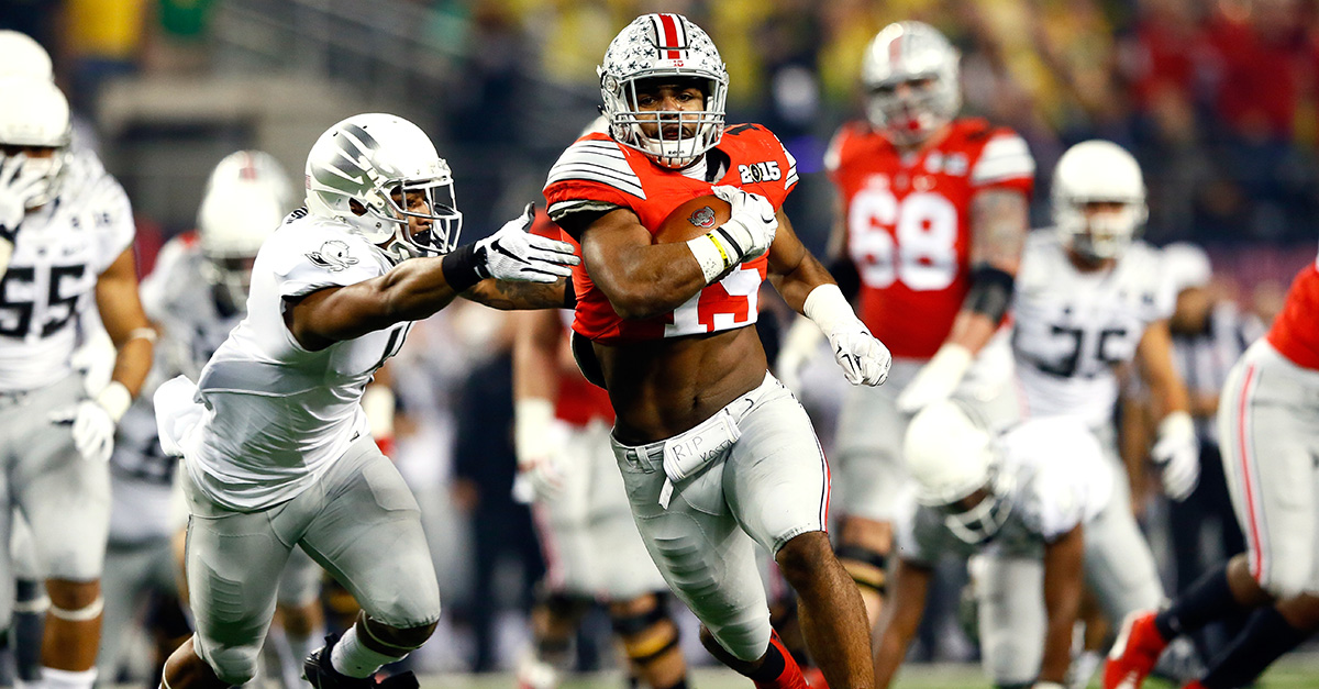 OSU's Ezekiel Elliott Is Trying To Save The Crop Top Jersey In College ...