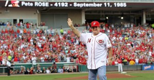 Pete Rose passing