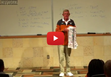 Did You Know Lou Holtz is Actually a Magician?