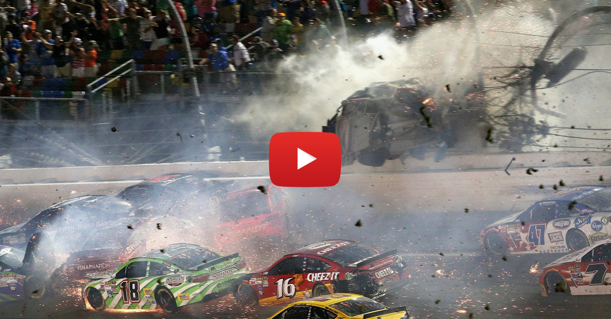 Terrifying wreck occurs on last lap at Daytona Fanbuzz