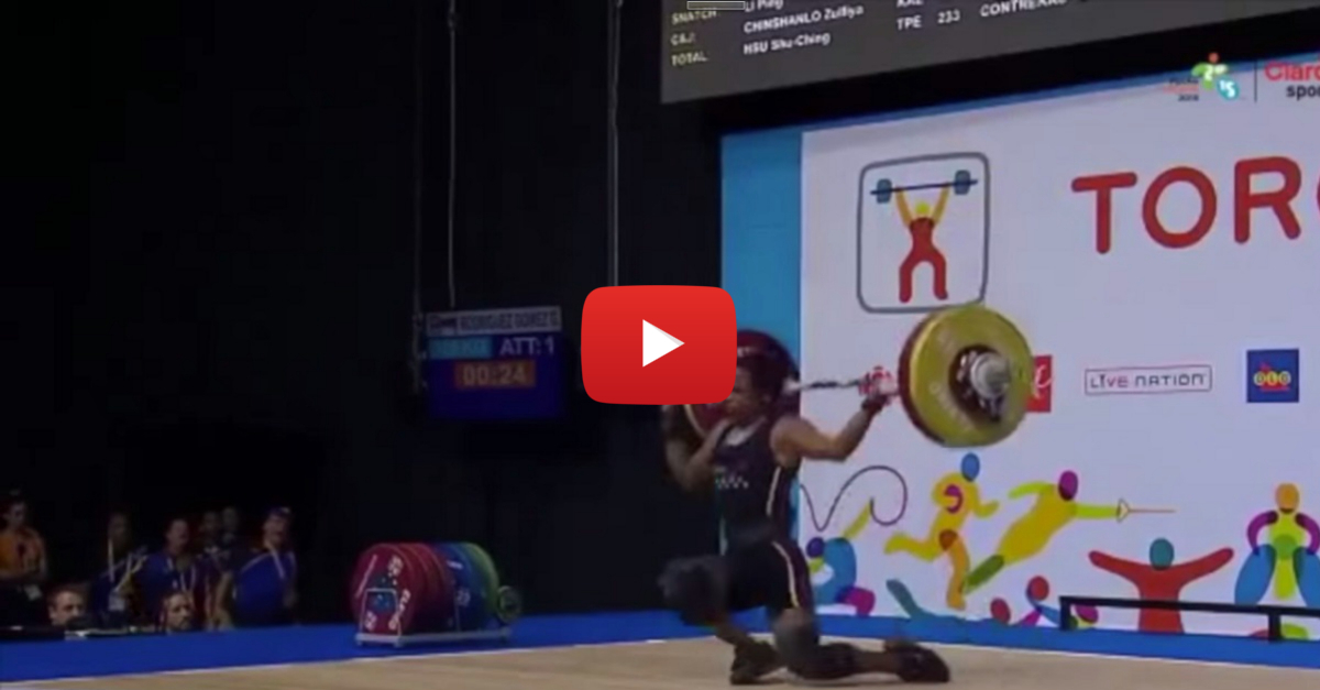 Weightlifter collapses during failed clean-and-jerk attempt