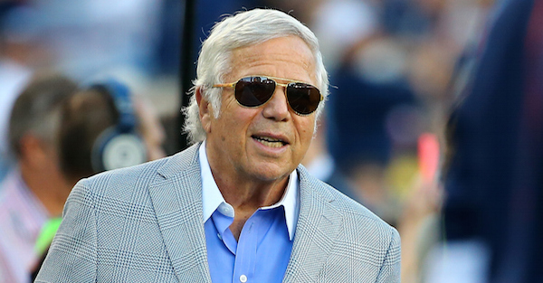 Robert Kraft calls his shot with the cockiest move in Patriots history ...