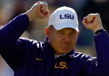 One LSU legend is already calling for Les Miles to get fired