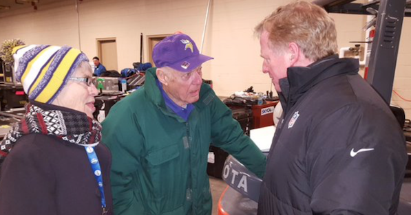 88-year-old Vikings coaching legend Bud Grant shows you only get tougher with age in third coldest game ever