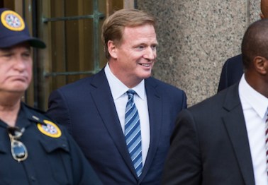 NFL writer says Roger Goodell should give Patriots back their draft picks