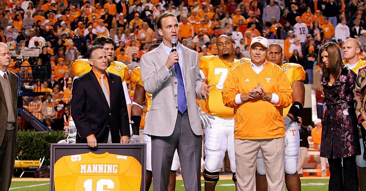 Peyton Manning opens Tennessee Vols themed Saloon 16 in Knoxville