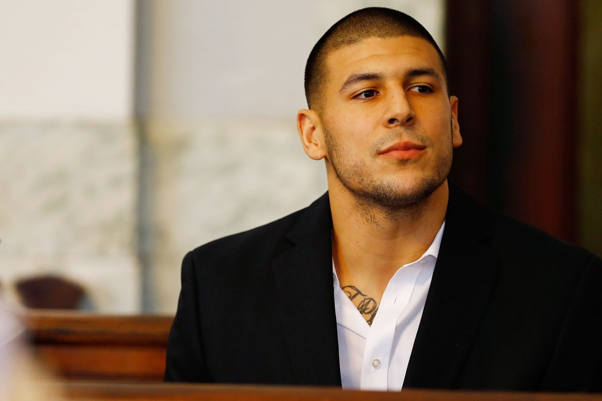 Former NFLer says players used to taunt Aaron Hernandez for being rumored killer