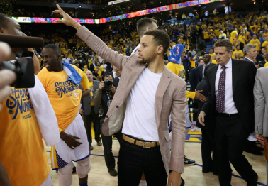 Report: Steph Curry expected to be named MVP for second straight season