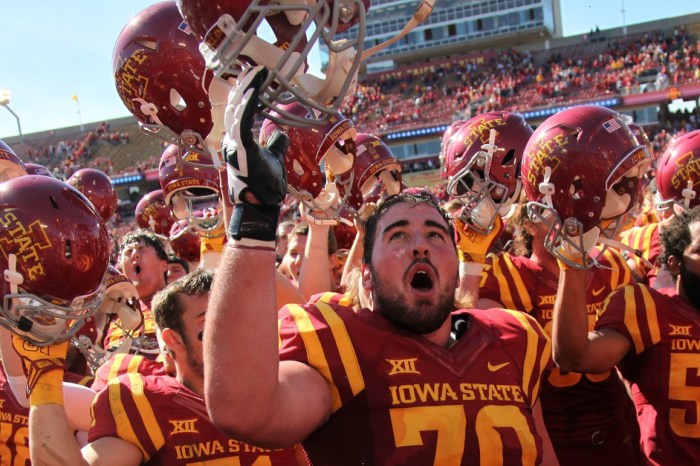 Iowa State tight end survives car crash, has to get insane amount of stitches