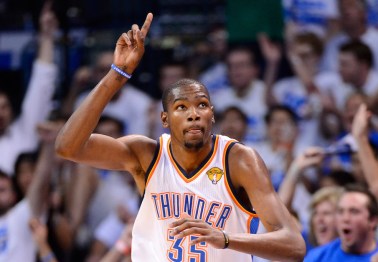 This ringless legend says Durant is trying 'to cheat' his way to a title