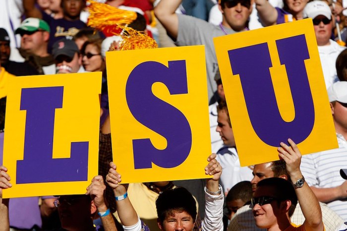 LSU reportedly has definitive list of candidates to replace Les Miles