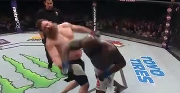 Travis Conner How this heavyweight fighter made it through this fight after taking ...