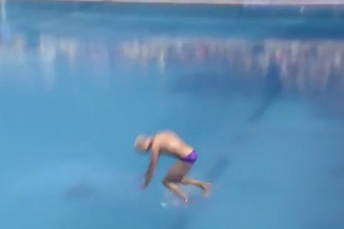 Another Russian diver gets a big fat zero — this time it’s the defending gold medalist