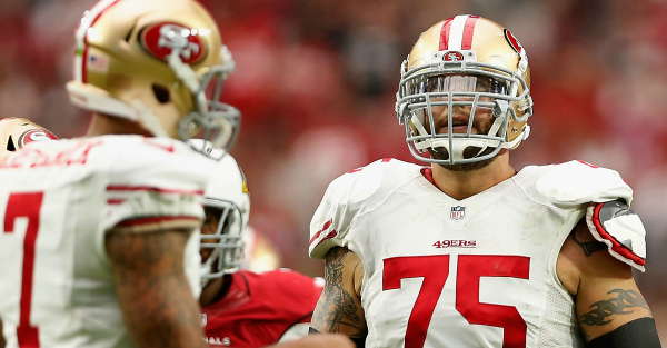 Ex-Kaepernick teammate to the QB: “You should have some f***ing respect”