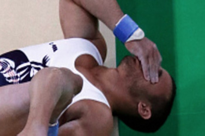 French gymnast suffers horrifying leg break in Rio