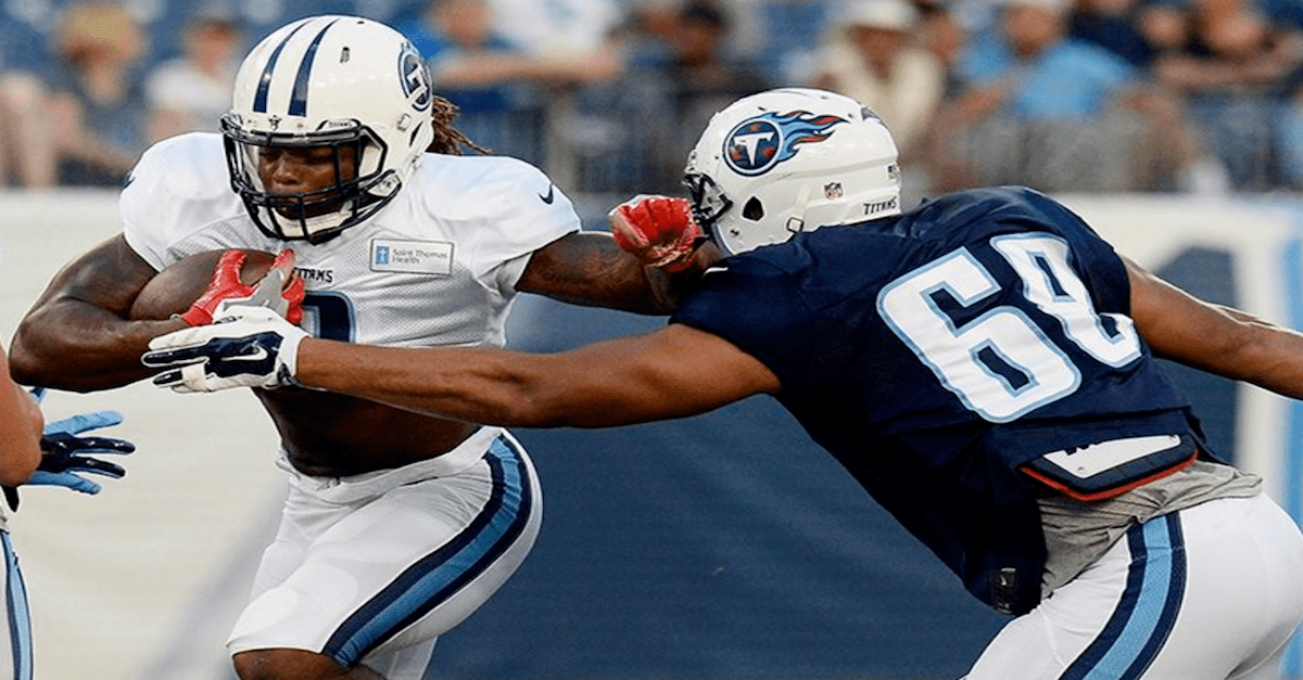 Derrick Henry has big day at Titans scrimmage with help from former Tide teammates