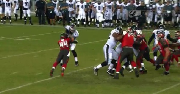 Here’s the hit that reportedly gave Carson Wentz a fractured rib