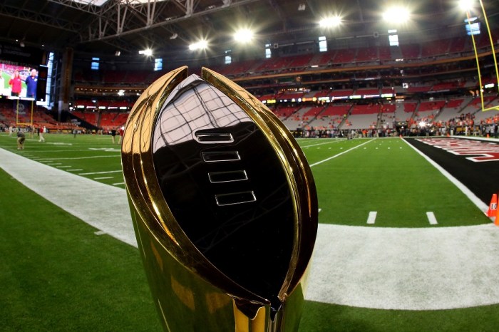 College Football Playoff director Bill Hancock claps back at UCF over snub