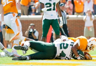 Tennessee loses one of its best defenders in nail-biter against Ohio