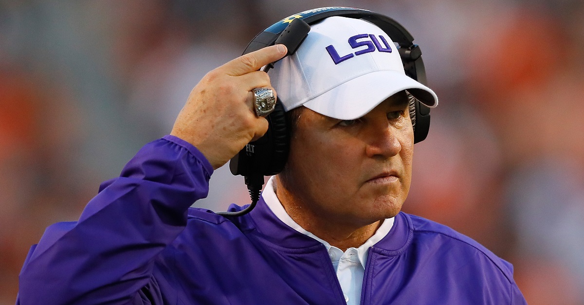 Les Miles reportedly interested in bringing in former SEC head coach as coordinator for potential HC job