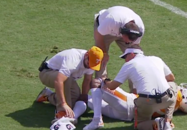 Tennessee senior DB Cam Sutton suffers ugly ankle injury against Ohio
