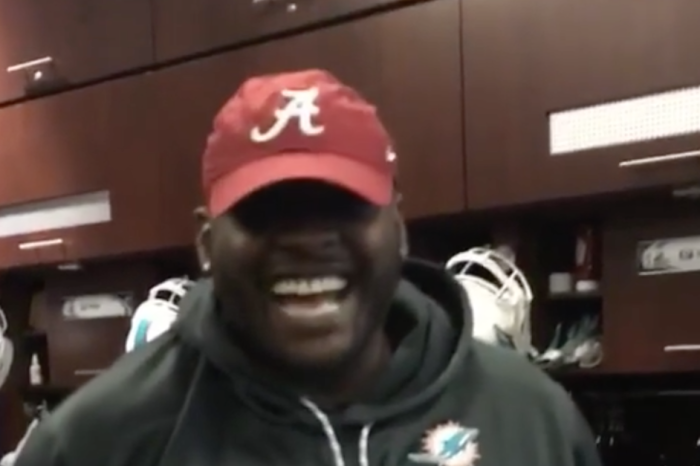 Watch former Ole Miss star Laremy Tunsil pay up on bet with Kenyan Drake