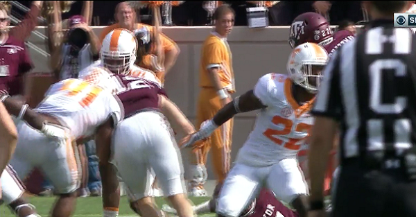 Refs completely missed this targeting hit on Tennessee’s Evan Berry, and Vols fans are pissed