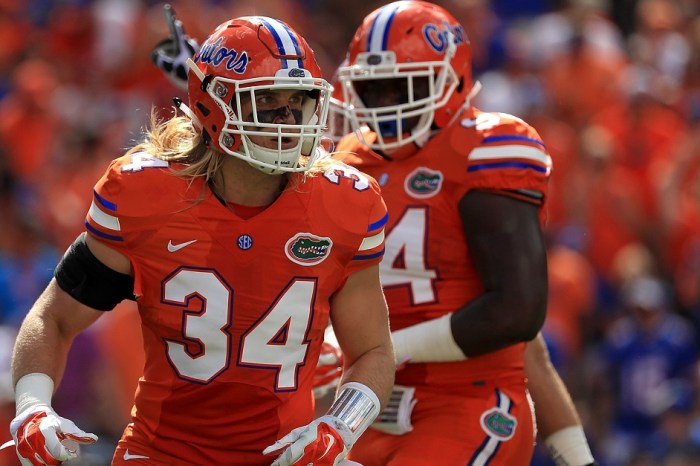 Florida to honor graduate players with sweet uniform patches
