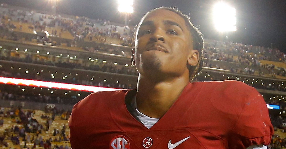 Jalen Hurts nearly unrecognizable after haircut