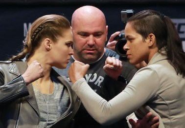 Here's what Amanda Nunes said to Ronda Rousey after her upset victory