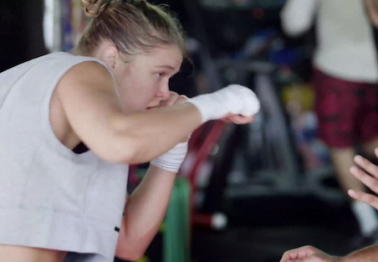 Ronda Rousey's boxing technique is still trash, and yes, there's video to prove it