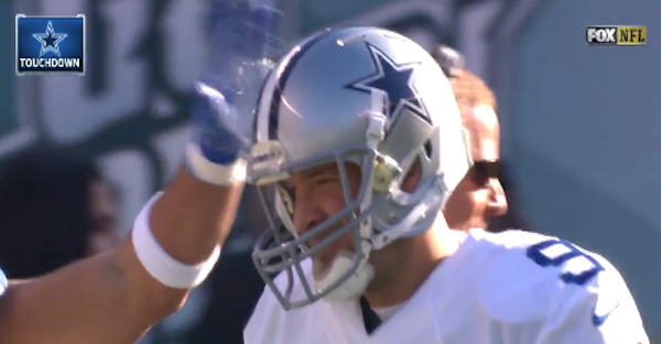 In first appearance since Thanksgiving 2015, Tony Romo leads touchdown drive