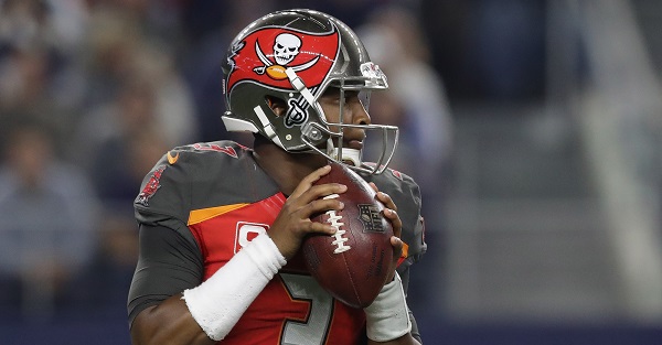Hall of Fame LB to Jameis Winston following controversial speech: “That’s the fishbowl you live in”