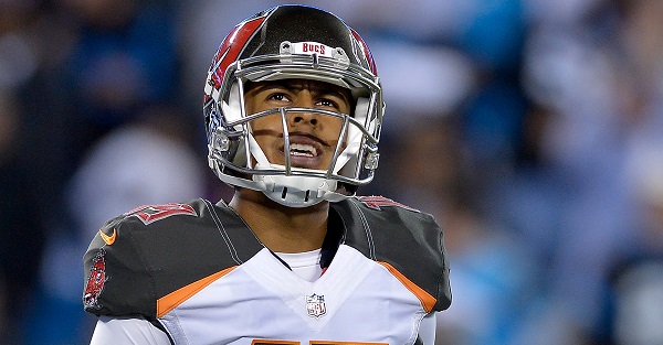 Roberto Aguayo continues to show why he was the worst pick in his draft