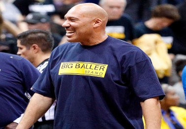 LaVar Ball disrespects two of basketball's best players to try and build up his son