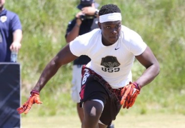 Five-star LB Teradja Mitchell announces recruiting upset with commitment