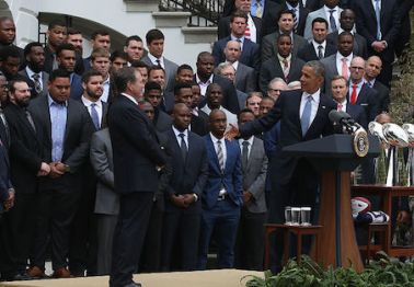 One picture tells the drastic difference between the Patriots' visit to President Obama vs. President Trump