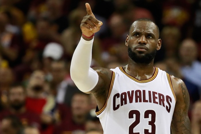 Details emerge in rumored blockbuster deal that could pair 4-time All-Star with LeBron James