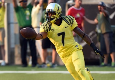 New Oregon coach confirms that jerseys will take a surprise twist in 2017