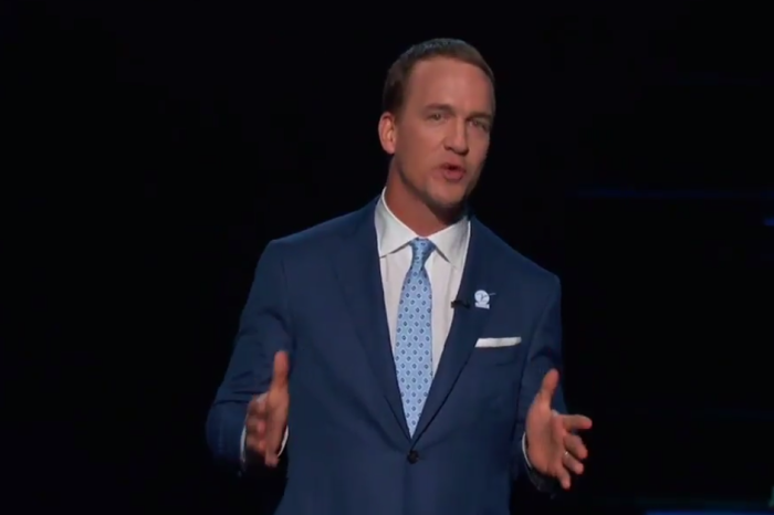 This NBA champ gave Peyton Manning the death stare following this brutal ESPYs joke