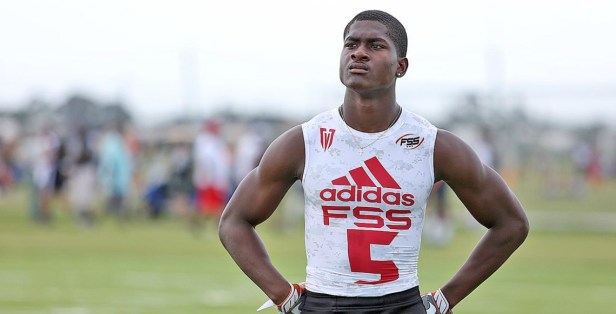 Four-star safety Trey Dean keeps top teams in suspense with another commitment delay
