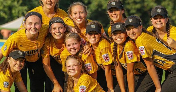 Little League team thrown out of World Series after controversial photo emerges