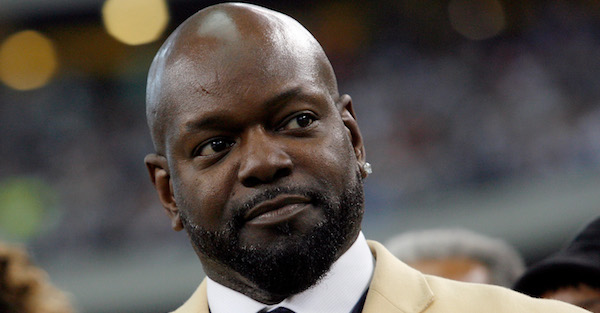 Emmitt Smith Blasts Cowboys For Releasing Ezekiel Elliott