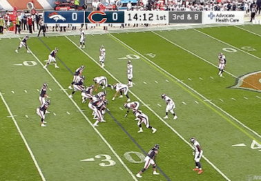 Mike Glennon's second pass attempt as Chicago Bears starter was a disaster