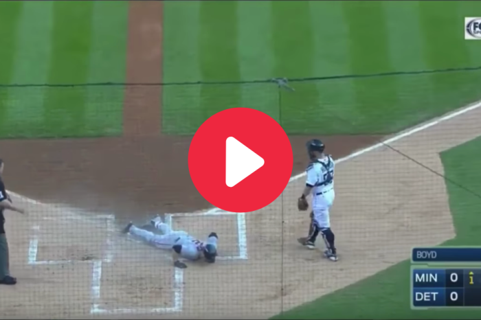 MLB Player Turns Bunt Into a Leadoff Home Run