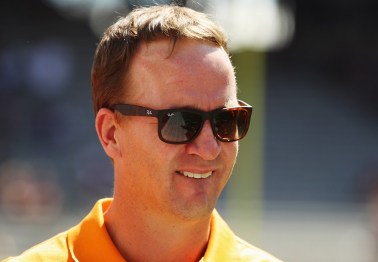 Peyton Manning speaks out on Butch Jones' coaching status