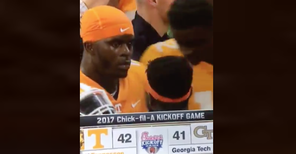 Tennessee player appears to get caught saying “I’m not going to class” after overtime win