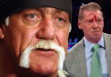 Hulk Hogan reacts to Vince McMahon's incredible Smackdown Live appearance